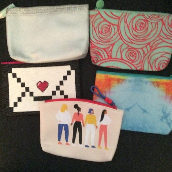 5 Used Ipsy Makeup Bags B6 - Picture 1 of 2
